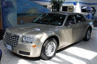 2009 Chrysler 300 Long Island U10692T