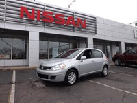 2011 Nissan Versa  U22697R